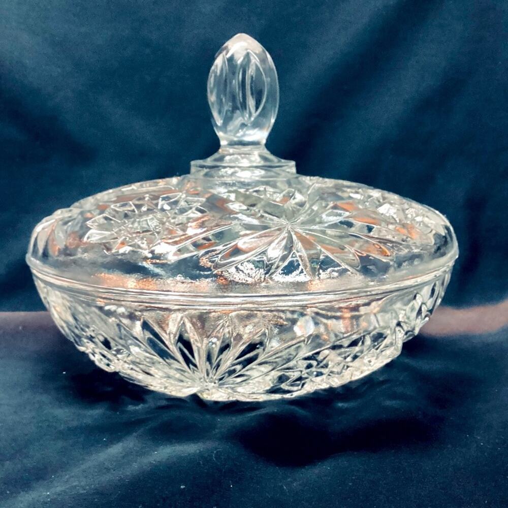 Large Covered Lead Crystal Vase